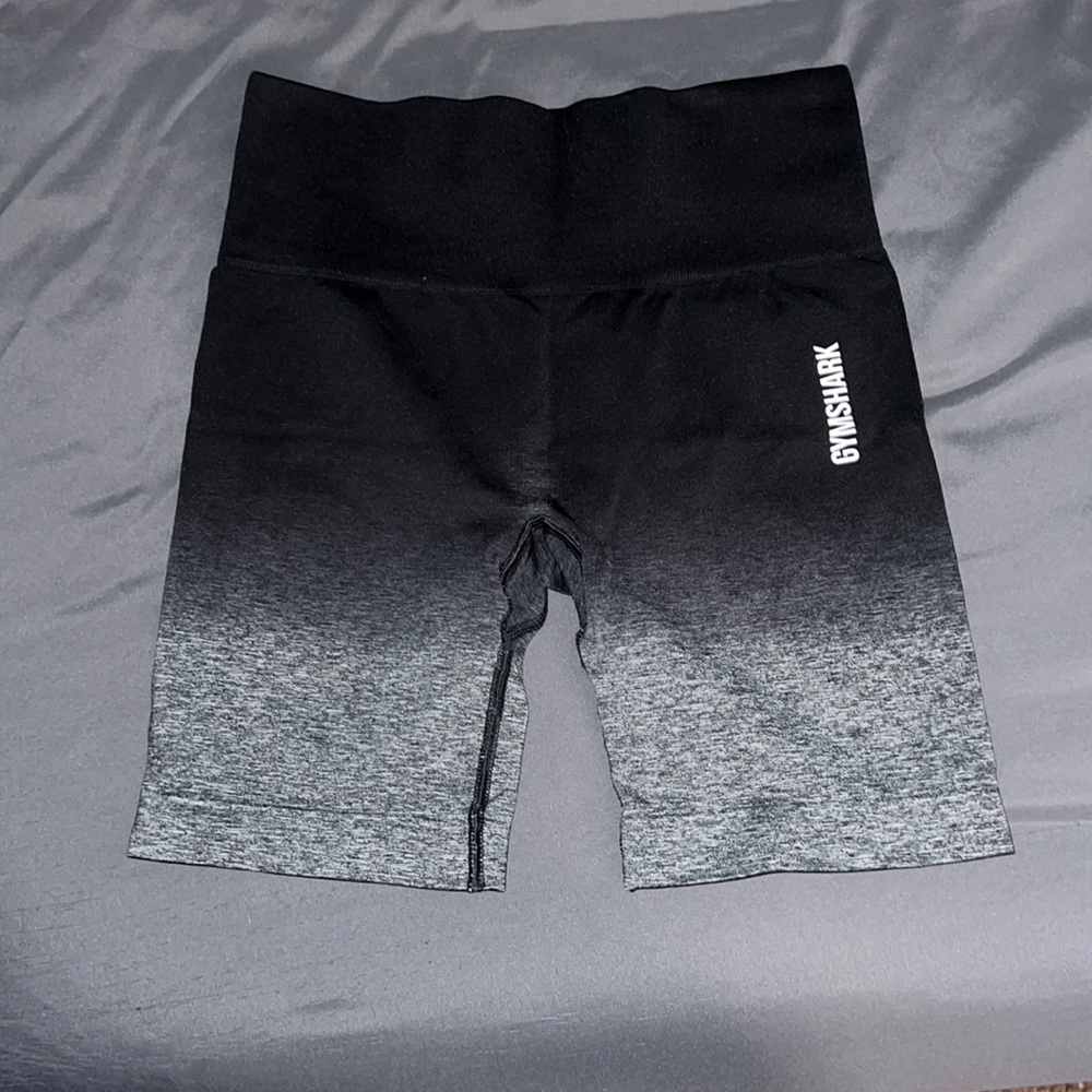 Gymshark Adapt Ombre Seamless Shorts - Black/Black Marl